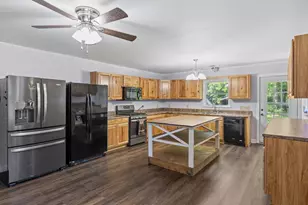 1125 Friendship Rd, Seneca, SC 29678 - Photo 10