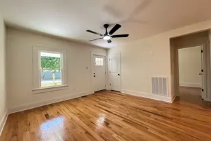 207 Bailey St, Greenville, SC 29609 - Photo 12
