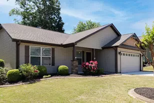 108 Summerdale Dr, Taylors, SC 29687 - Photo 2