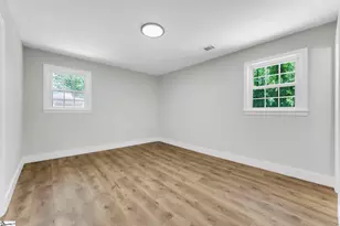 15 Longmeadow Rd, Taylors, SC 29687 - Photo 20