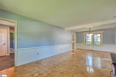 210 Oakmont Drive, Boiling Springs, SC 29316 - Photo 8