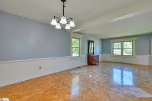 210 Oakmont Dr, Boiling Springs, SC 29316 - Photo 6