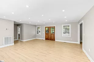 204 Woodfield Ave, Fountain Inn, SC 29644 - Photo 10