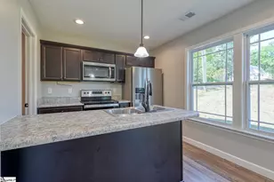 340 Brewster St, Pacolet, SC 29372 - Photo 6