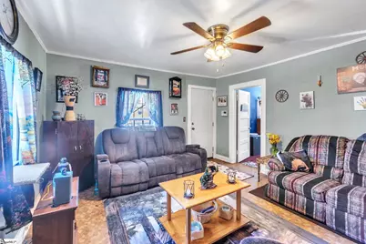 18 Gossett Street, Laurens, SC 29360 - Photo 6