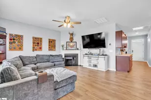17 Crestwood Pnes Trl, Piedmont, SC 29673 - Photo 8