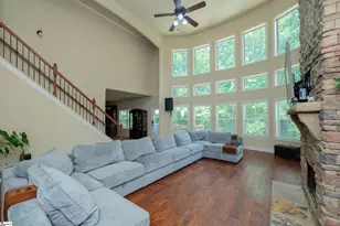 146 Creek Shoals Dr, Simpsonville, SC 29681 - Photo 8