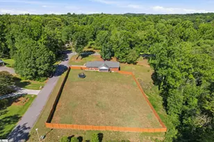 500 Laurel Rd, Easley, SC 29642 - Photo 2