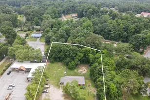 1504 E Rutherford St, Landrum, SC 29356 - Photo 2