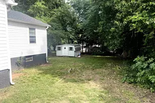 301 Edgewood Ave, Belton, SC 29627 - Photo 18