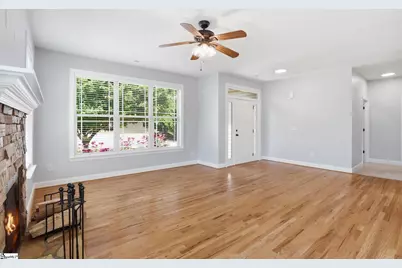 44 Crossland Way, Greer, SC 29651 - Photo 6