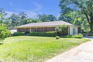 206 Green Forest Dr, Anderson, SC 29625 - Photo 2