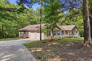 1040 Bennetts Bridge Rd, Greer, SC 29651 - Photo 34