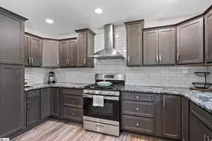 126 Sprouse Ln, Fountain Inn, SC 29644 - Photo 6