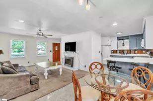 408 Bakerville Rd, Easley, SC 29642 - Photo 4
