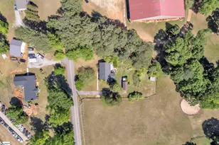408 Bakerville Rd, Easley, SC 29642 - Photo 28