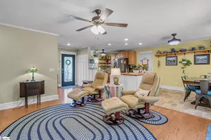 211 Tripp St, Williamston, SC 29697 - Photo 4