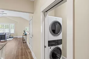 106 W Park Ave, Greenville, SC 29601 - Photo 26