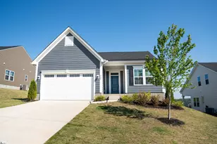 912 Bernstein Ave, Spartanburg, SC 29302 - Photo 1