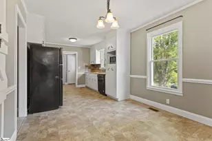 600 Sunnyside Dr, Greer, SC 29651 - Photo 6