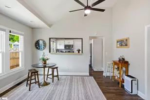 107 Chandler St, Greenville, SC 29609 - Photo 14