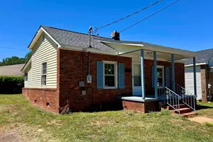 8 Clark St, Laurens, SC 29360 - Photo 2