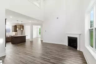 402 Scarlet Leaf Ln, Greenville, SC 29607 - Photo 6