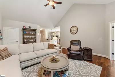 347 Belle Oaks Drive, Simpsonville, SC 29680 - Photo 18