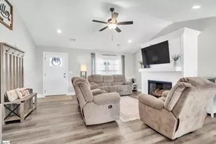 437 Cherokee Creek Rd, Gaffney, SC 29341 - Photo 8