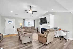437 Cherokee Creek Rd, Gaffney, SC 29341 - Photo 8