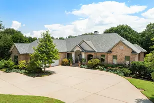 216 Bruce Farm Rd, Simpsonville, SC 29681 - Photo 2