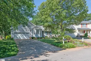 5 Anson Ct, Simpsonville, SC 29681 - Photo 2