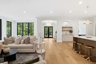 101 Sherwood St, Greenville, SC 29601 - Photo 6