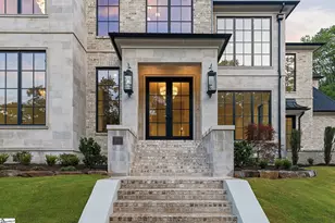 101 Sherwood St, Greenville, SC 29601 - Photo 2