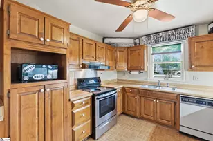 110 W Main St, Duncan, SC 29334 - Photo 8