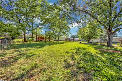 109 Center Drive, Greer, SC 29651 - Photo 18