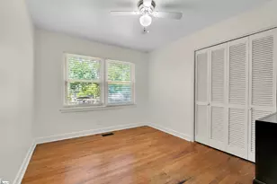 109 Center Dr, Greer, SC 29651 - Photo 4