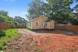 8175 Hill St, Boiling Springs, SC 29316 - Photo 14