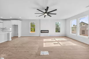 150 Boxwood Ln, Easley, SC 29640 - Photo 4