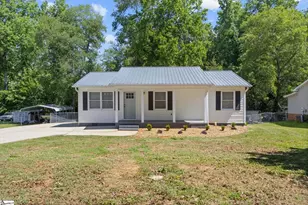 335 Pinonwood Dr, Simpsonville, SC 29680 - Photo 2