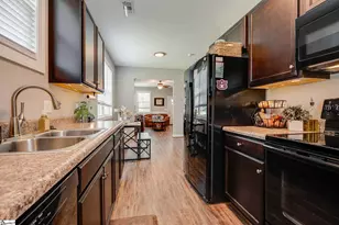 505 W D Ave, Easley, SC 29640 - Photo 6