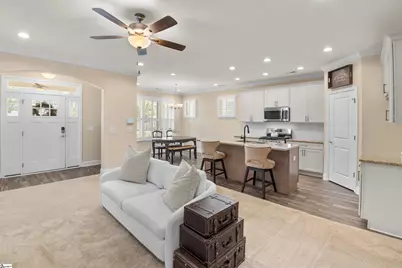 109 Townsend Avenue, Greer, SC 29651 - Photo 6