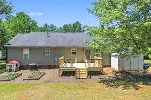 1513 Henderson Gap Rd, Greer, SC 29650 - Photo 6
