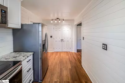 118 Bleckley Avenue, Greenville, SC 29607 - Photo 8