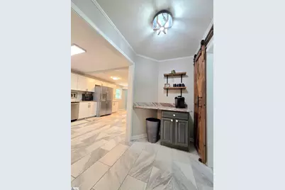 303 E Belvue Road, Taylors, SC 29687 - Photo 12
