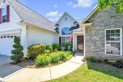 19 Twinings Drive, Simpsonville, SC 29681 - Photo 2