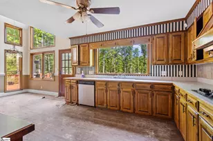 354 Tranquil Dr, Laurens, SC 29360 - Photo 16