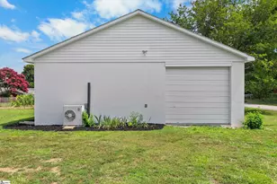 311 Costner Rd, Boiling Springs, SC 29316 - Photo 4