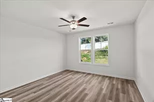 2044 Halton Oaks Dr, Spartanburg, SC 29303 - Photo 14