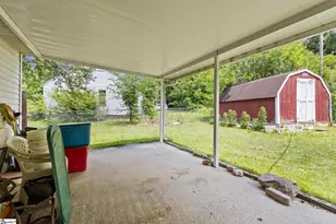 208 N Marion St, Joanna, SC 29351 - Photo 32